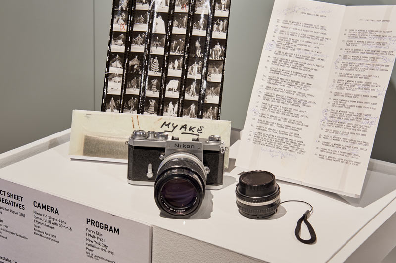 Capturing Runway Photography from the Michel Arnaud Archive FIDM Museum